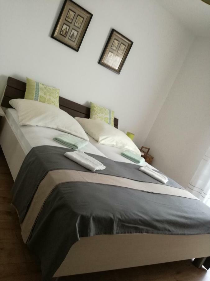 Apartment Juric Trogir Ngoại thất bức ảnh